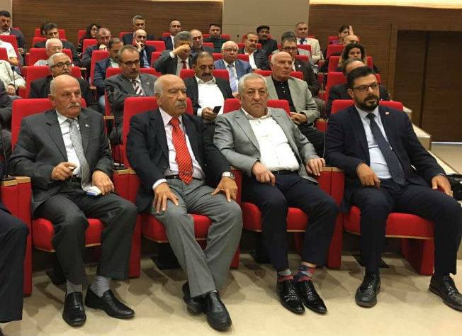 CHP’DE 5 SAATLİK TOPLANTI 